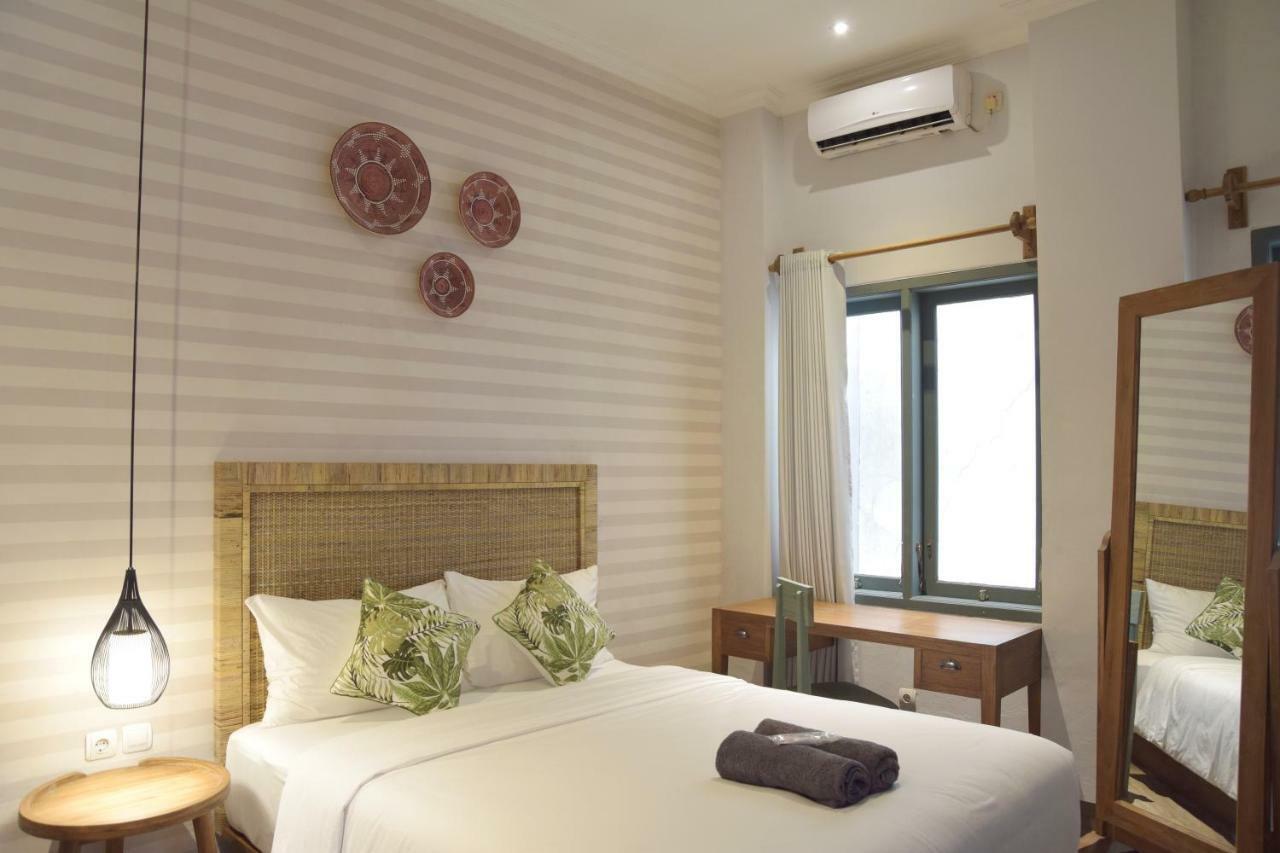 Grhatama Guest House Kejayan ภายนอก รูปภาพ